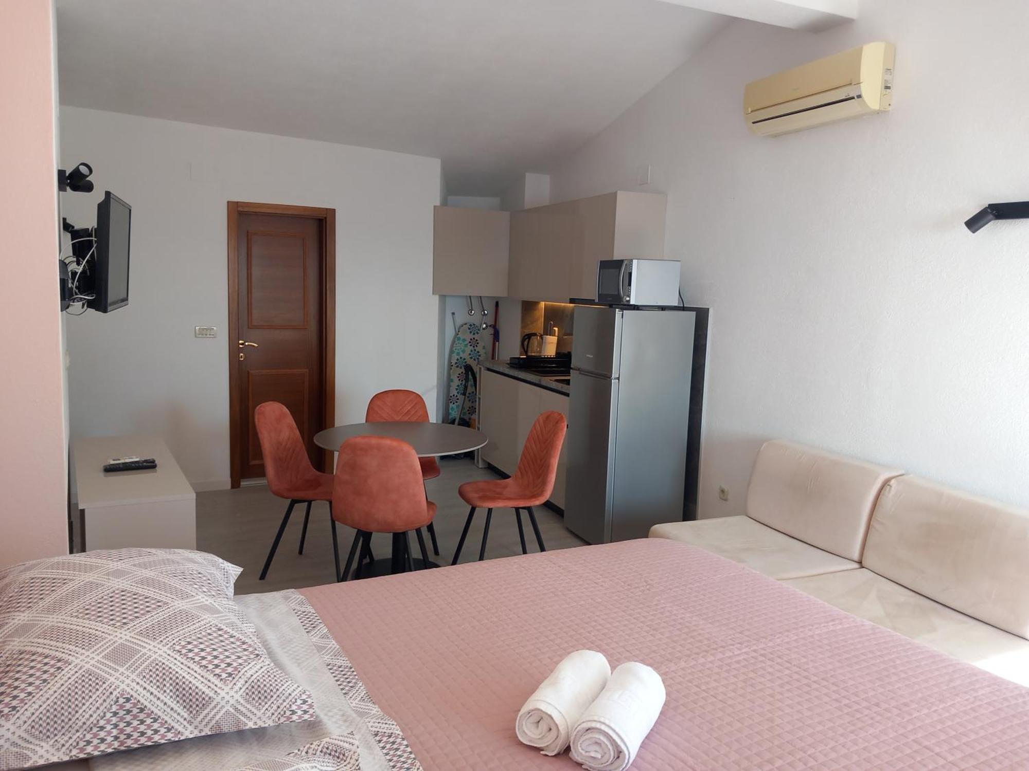 Mitan Apartman Тучепи Экстерьер фото